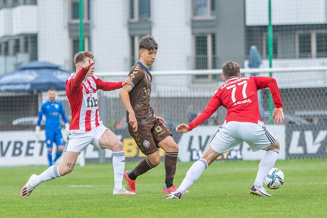 脚步移动稍 脚步移动稍